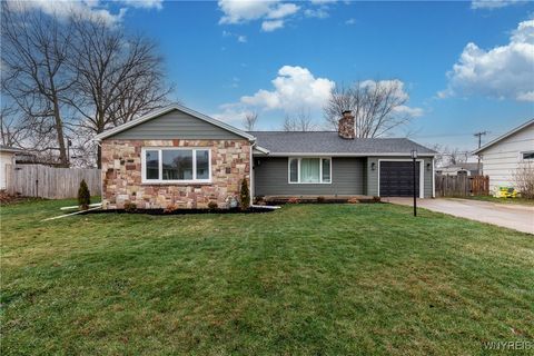 Apartment For Sale - 2042 Parker Boulevard<br/> Tonawanda, NY 14150