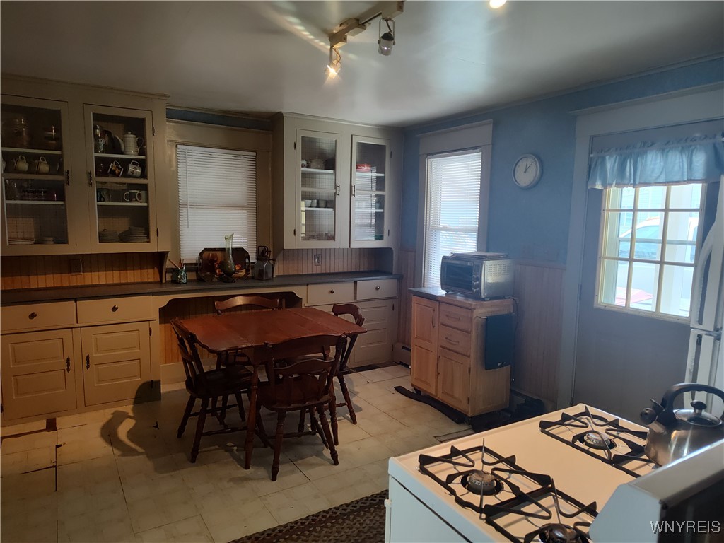 116 Aurora Street, Lancaster, New York image 3