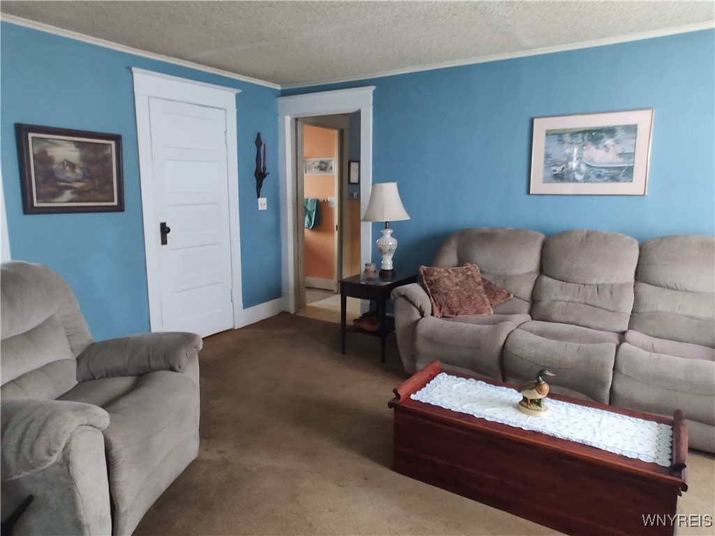 116 Aurora Street, Lancaster, New York image 4