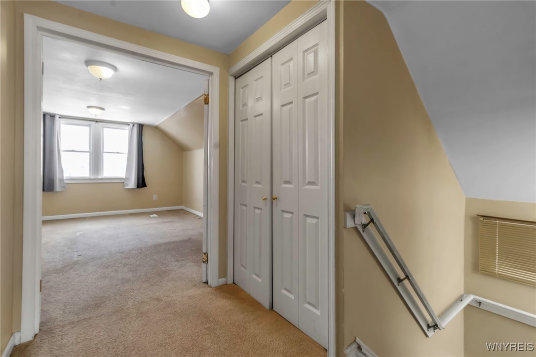 281 Roslyn Ave Avenue, Buffalo, New York image 9