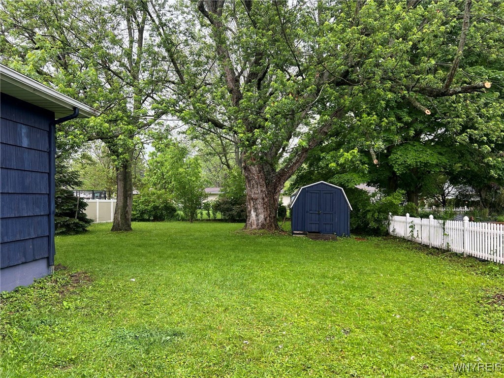 411 Robert Drive, North Tonawanda, New York image 15