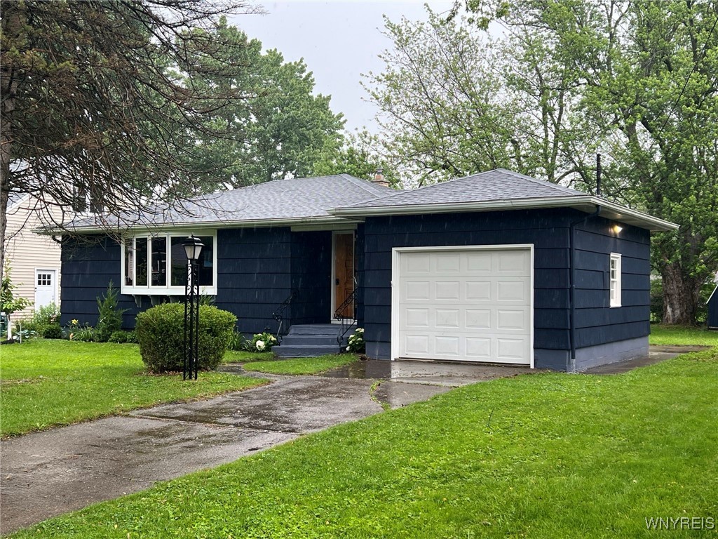 411 Robert Drive, North Tonawanda, New York image 1