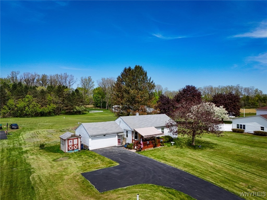 7233 Ridge Road, Newfane, New York image 1
