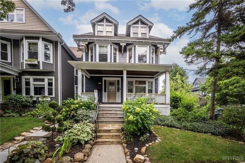 Photo of 768 Ashland Avenue, Buffalo, NY 14222 (MLS # B1557374)