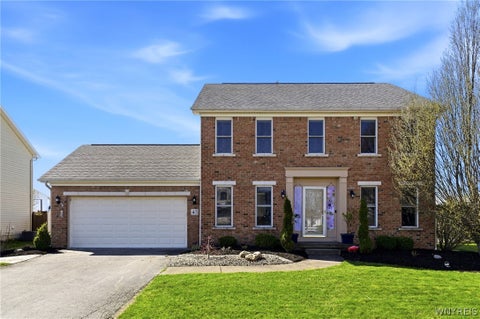 Photo of 45 Summerfield Drive, Lancaster, NY 14086 (MLS # B1674813)