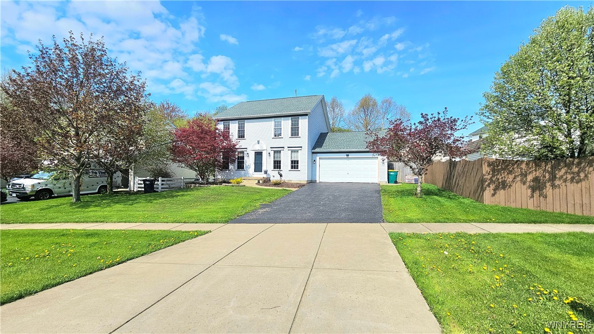 2357 Winterberry Drive, Hamburg, New York image 3