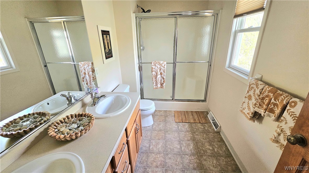 2357 Winterberry Drive, Hamburg, New York image 15
