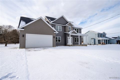 Homes For Sale - 8418 Evelyn Drive<br/> Eden, NY 14008