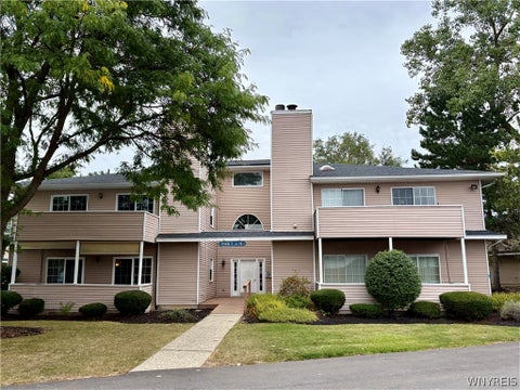 Photo of 306 Sundown #2D Trail, Amherst, NY 14221 (MLS # B1716052)