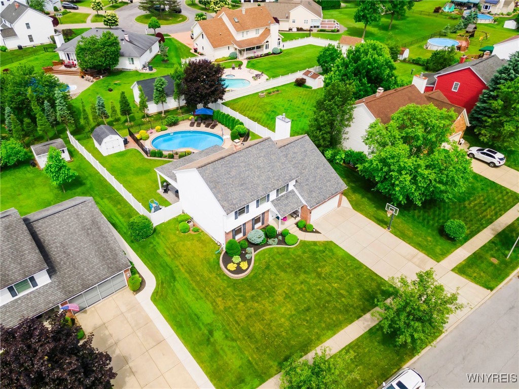 18 Stony Brook Drive