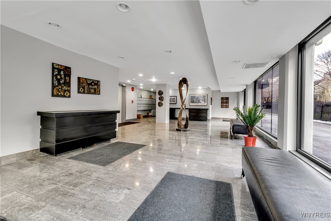 849 Delaware Ave 605