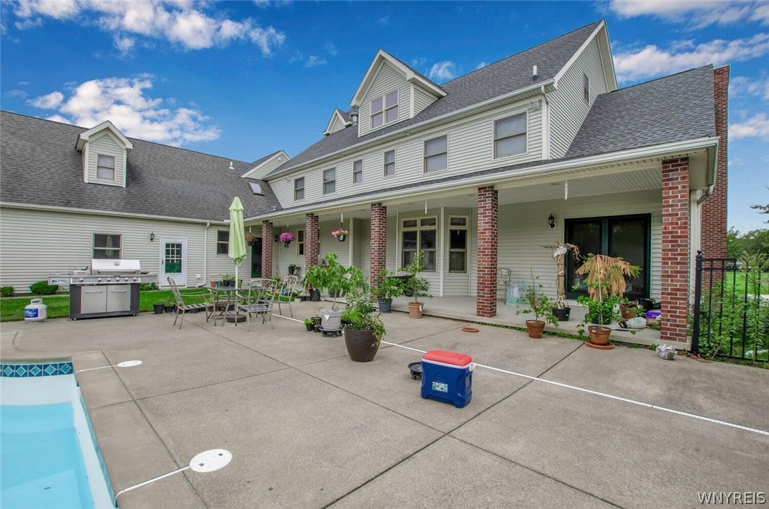 11411 Stolle Road
