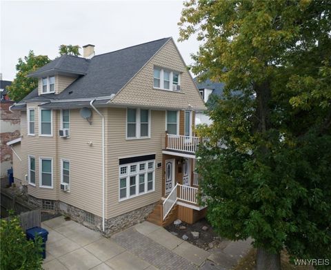 Photo of 640 Breckenridge Street, Buffalo, NY 14222 (MLS # B1565719)