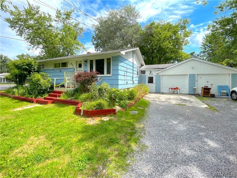 Photo of 625 Ayer Road, Amherst, NY 14221 (MLS # B1706124)
