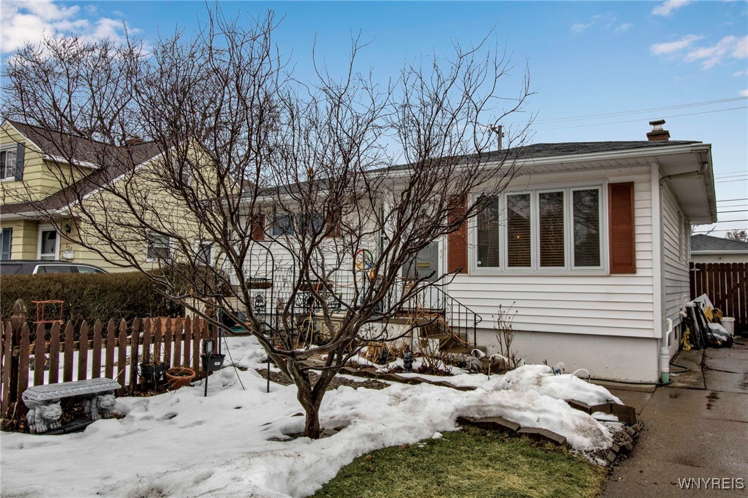 211 Hoover Avenue, Tonawanda, New York image 3