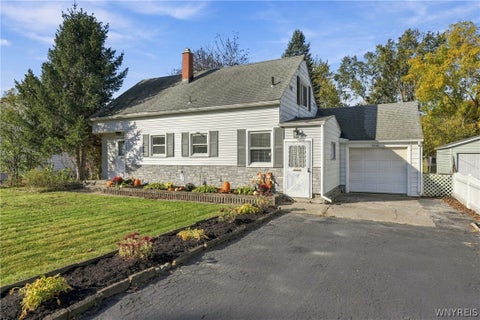 Photo of 4248 Shimerville Road, Clarence, NY 14031 (MLS # B1725071)