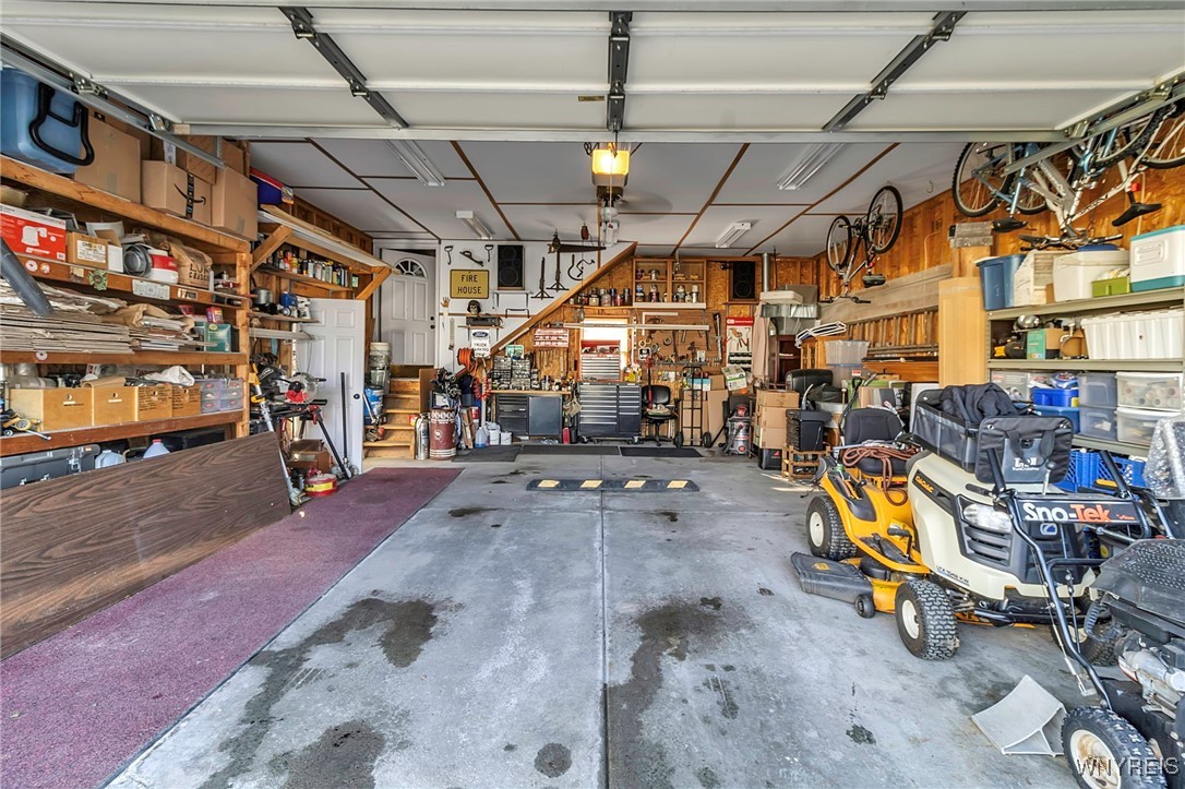 7070 Goodrich Road, Clarence, New York image 39