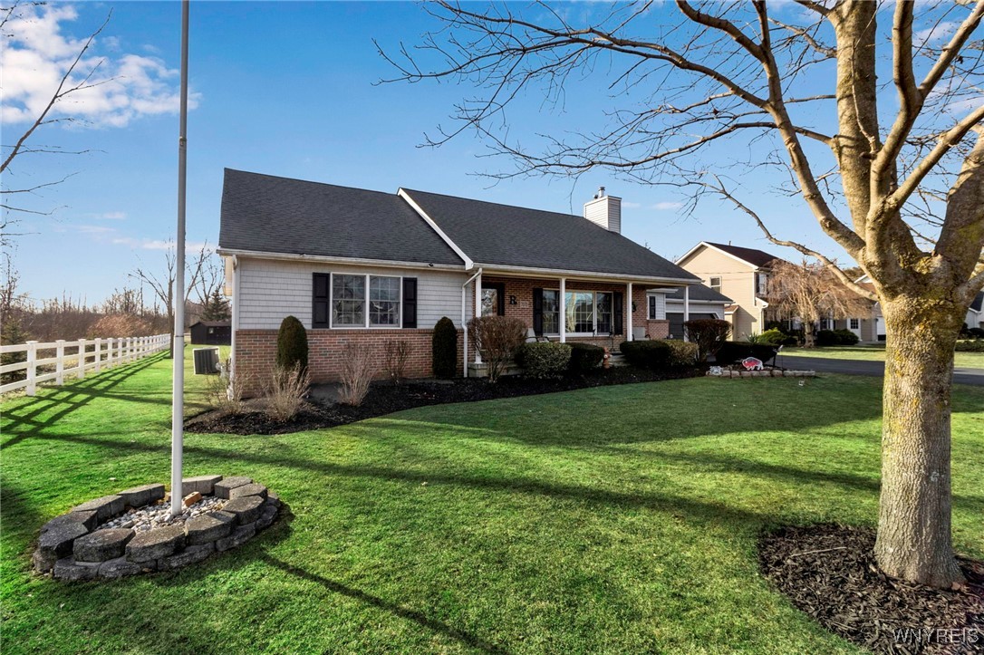 7070 Goodrich Road, Clarence, New York image 3