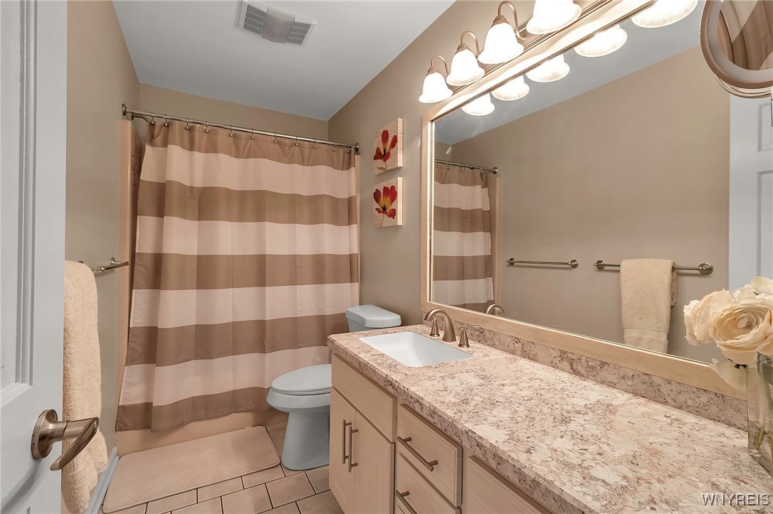 7070 Goodrich Road, Clarence, New York image 24