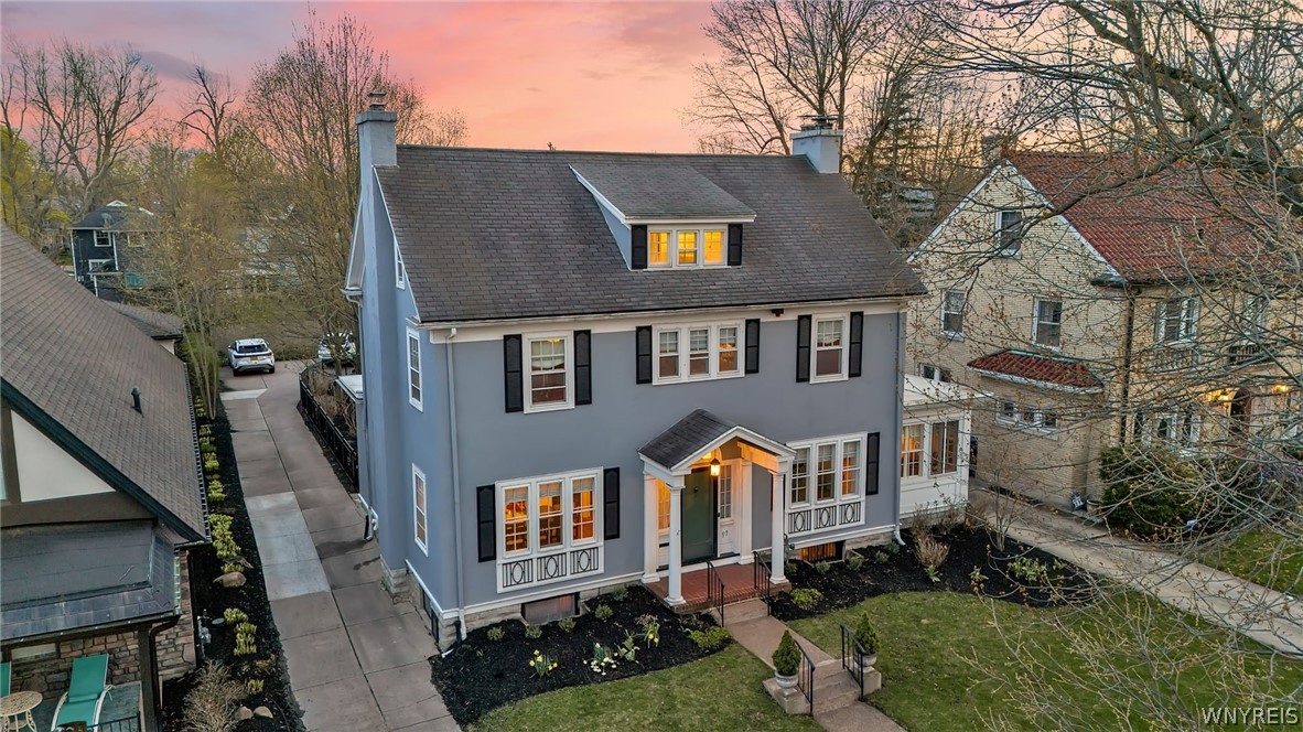 97 Depew Avenue