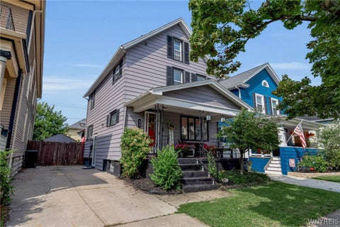 Homes For Sale - 32 Warren Avenue<br/> Erie County, Tonawanda, NY 14217