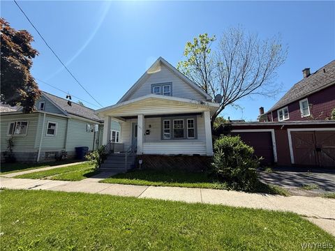 Homes For Sale - 161 Farmer Street<br/> Buffalo, NY 14207