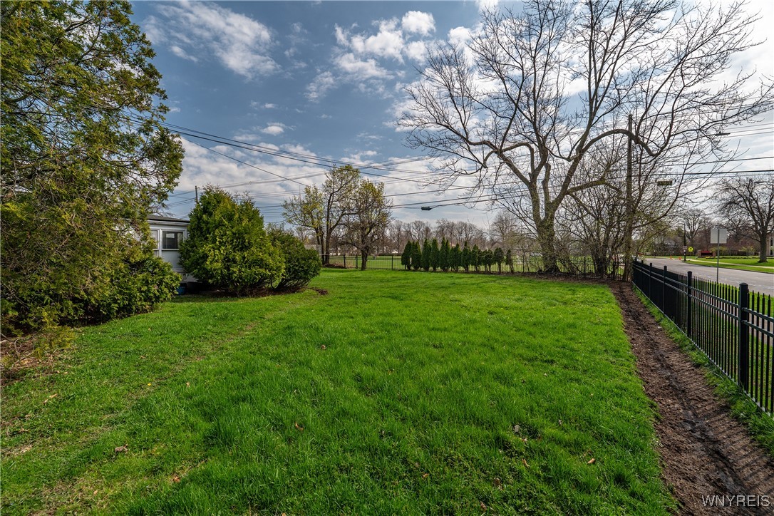 258 Berryman Drive, Amherst, New York image 25
