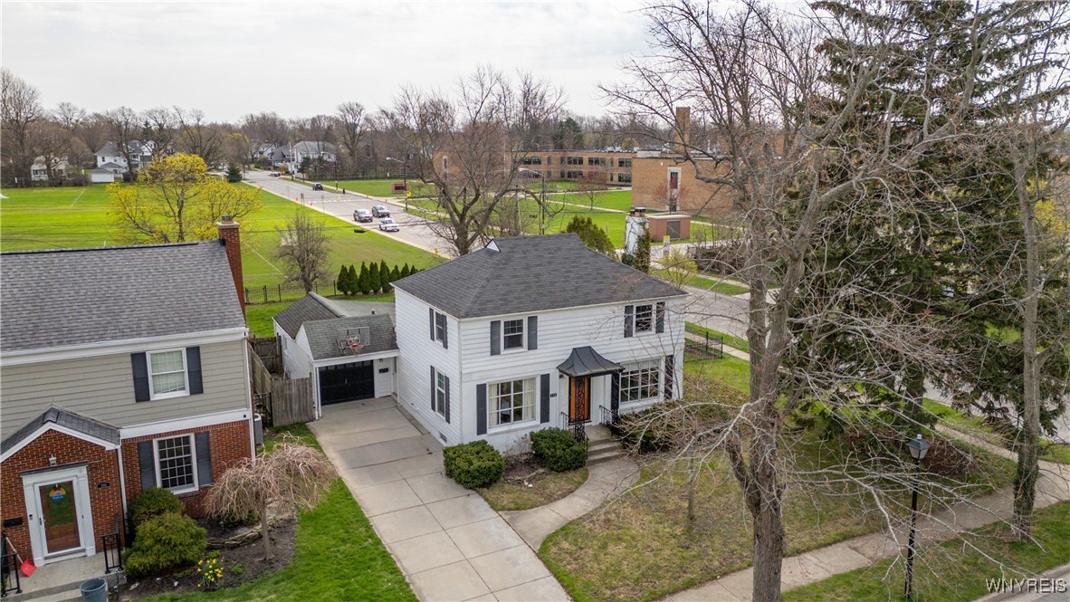 258 Berryman Drive, Amherst, New York image 2