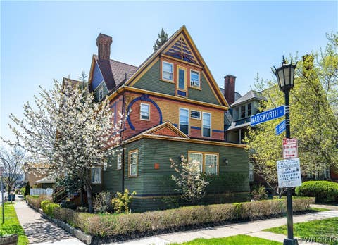Multifamily For Sale - 4 Saint Johns Place<br/> Buffalo, NY 14201