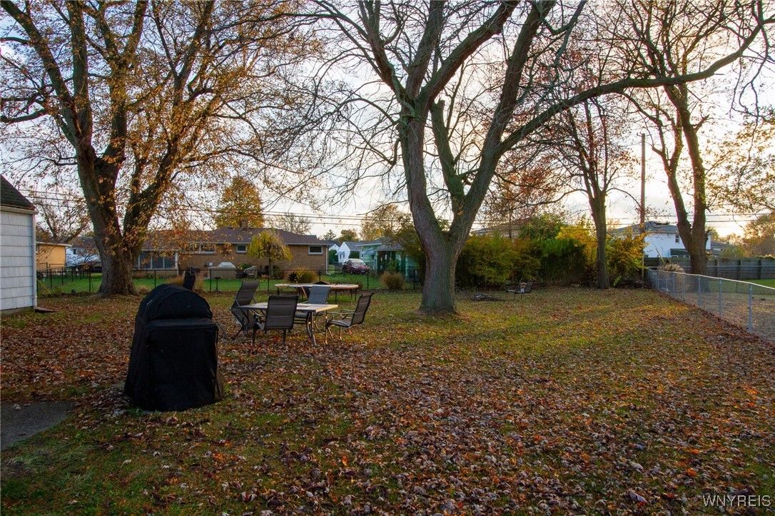 93 Gardenvale Drive, Cheektowaga, New York image 13