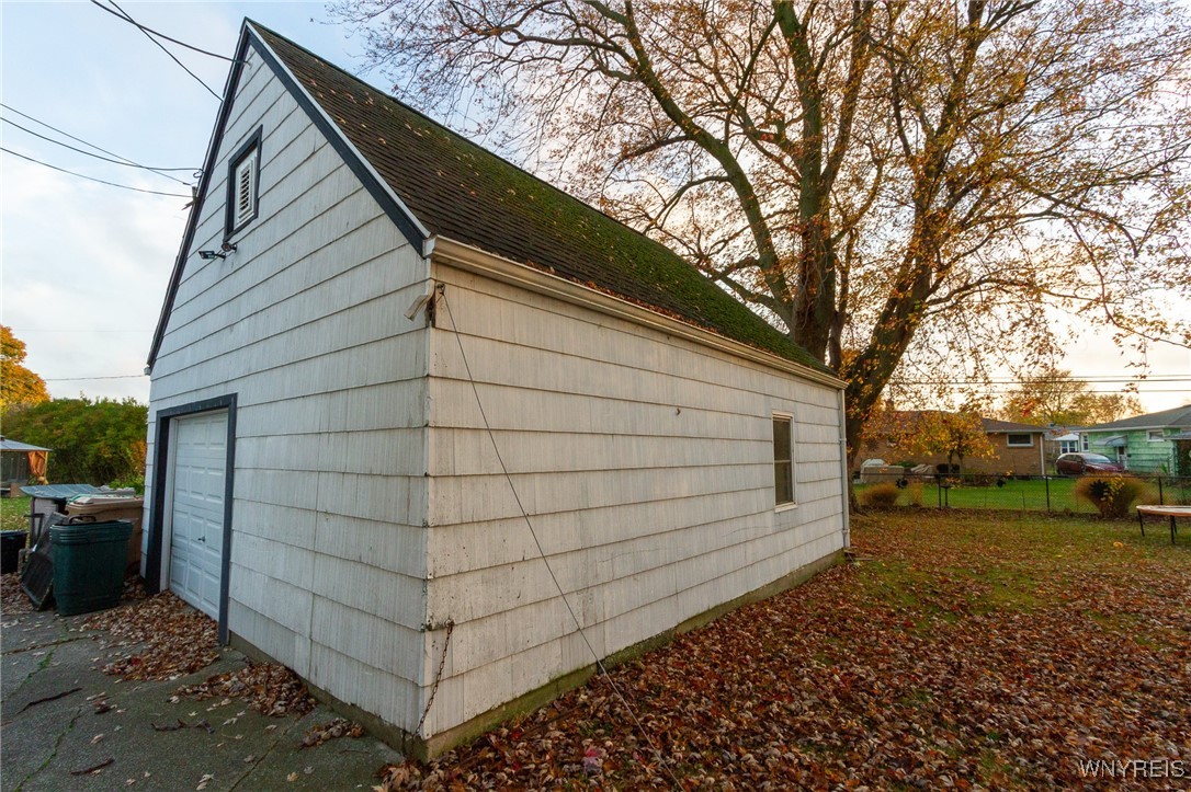 93 Gardenvale Drive, Cheektowaga, New York image 12