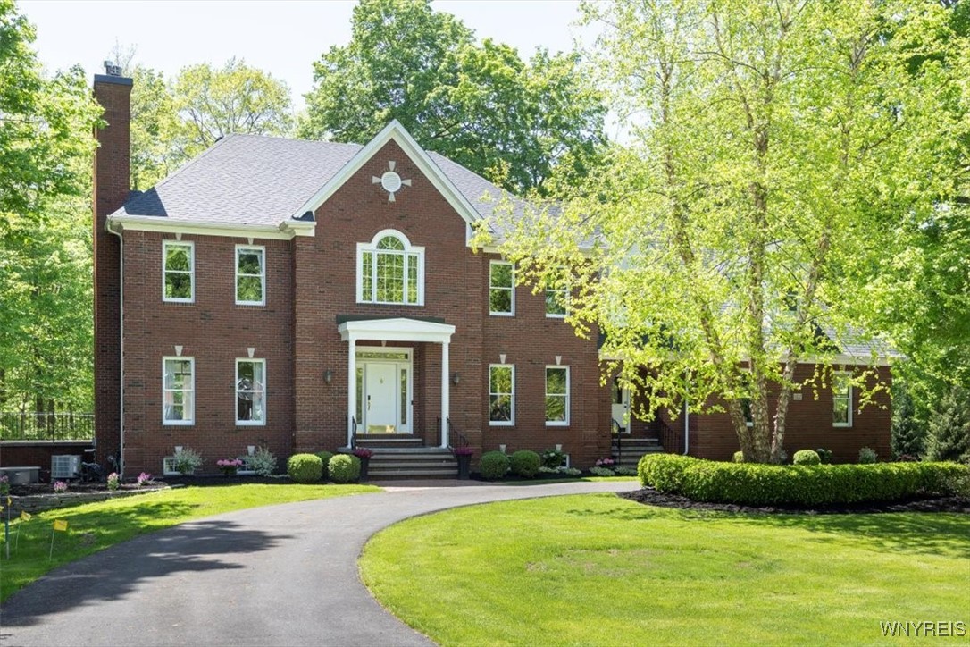 5032 Rockledge Drive, Clarence, New York image 1