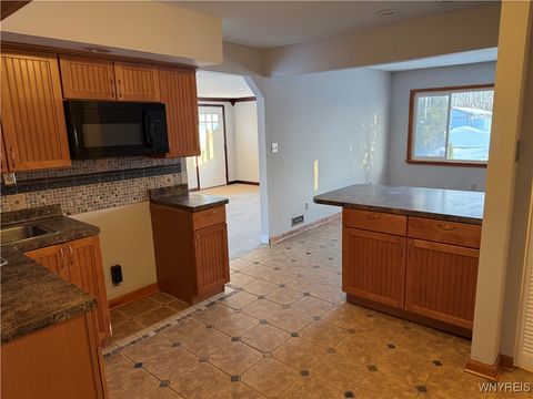 Tiny photo for 4320 Isherwood Drive, Niagara, NY 14305 (MLS # B1660751)