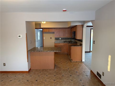 Tiny photo for 4320 Isherwood Drive, Niagara, NY 14305 (MLS # B1660751)