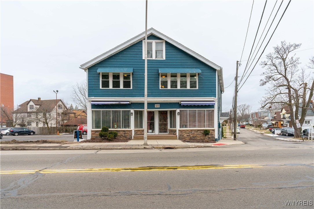 856 Ridge Road, Lackawanna, New York image 1