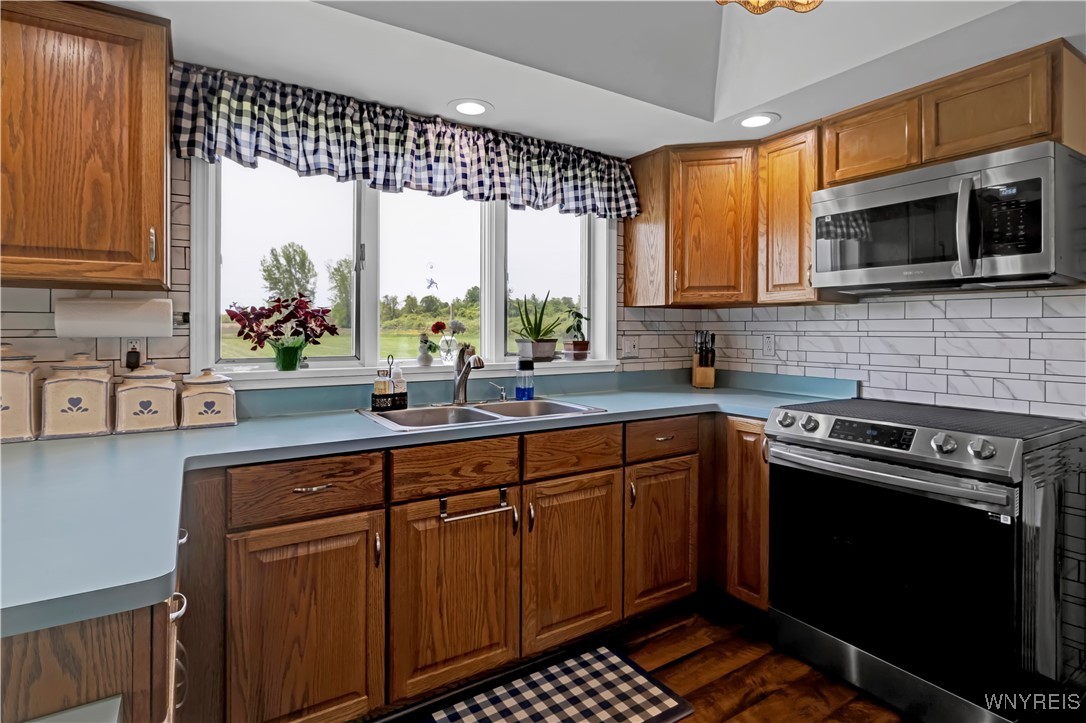 16794 Lakeshore Road, Kendall, New York image 11