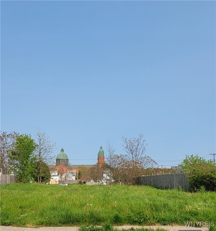 129 Loepere Street, Buffalo, New York image 2