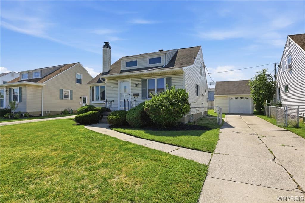 Photo of 279 Westfall Drive, Tonawanda, NY 14150 (MLS # B1704777)