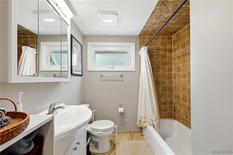 Tiny photo for 114 Sherwin Drive, Tonawanda, NY 14150 (MLS # B1700026)