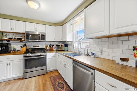 Tiny photo for 114 Sherwin Drive, Tonawanda, NY 14150 (MLS # B1700026)