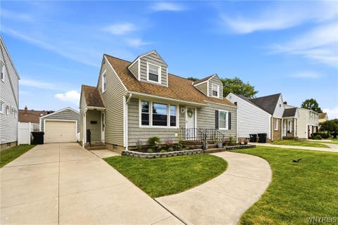 Tiny photo for 114 Sherwin Drive, Tonawanda, NY 14150 (MLS # B1700026)