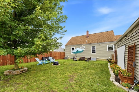 Tiny photo for 114 Sherwin Drive, Tonawanda, NY 14150 (MLS # B1700026)