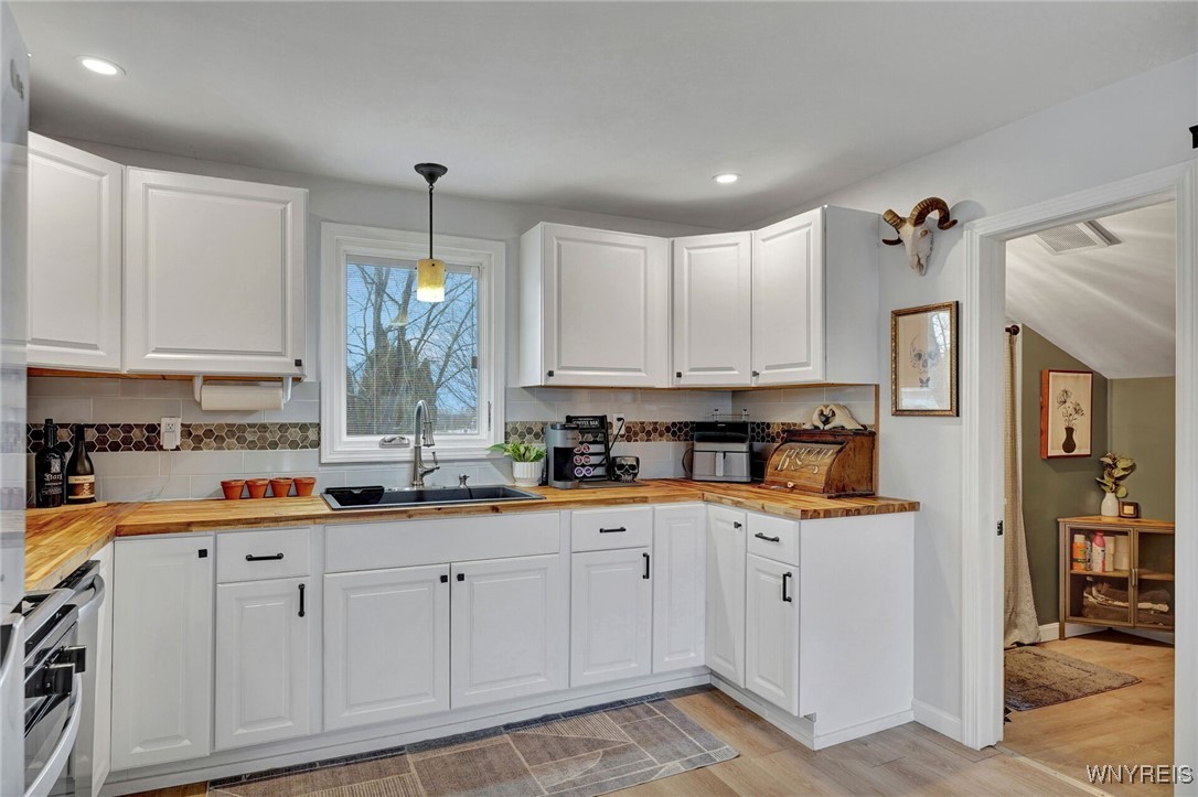 562 Lakeview Avenue, Orchard Park, New York image 5