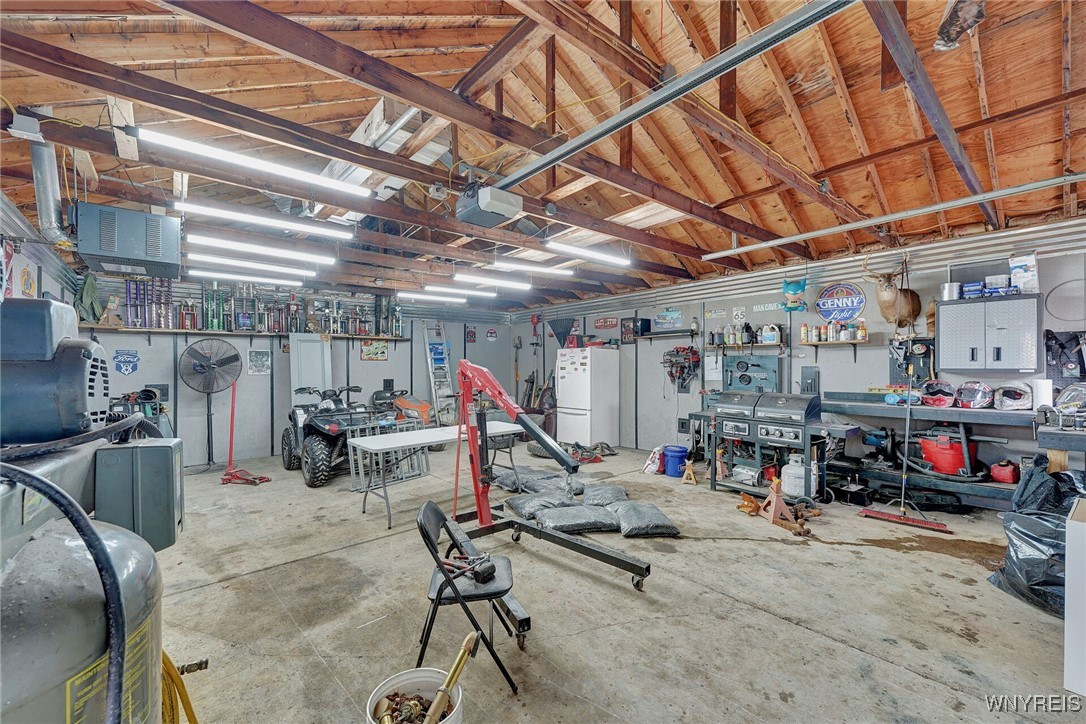 562 Lakeview Avenue, Orchard Park, New York image 17