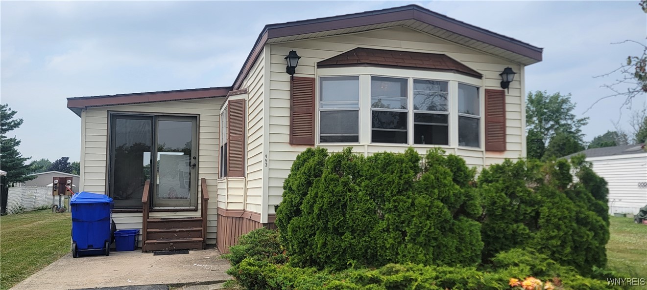 Lockport Town, New York 14094, United States, 2 Bedrooms Bedrooms, ,1 BathroomBathrooms,Residential,Active,172309