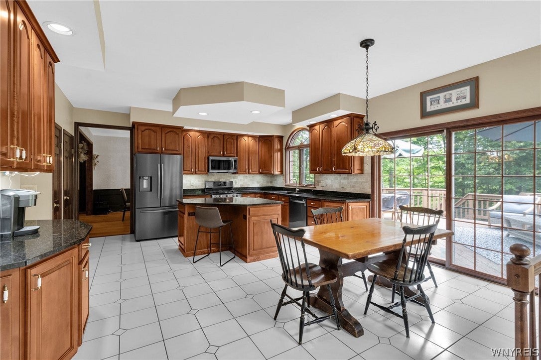 914 Underhill Road