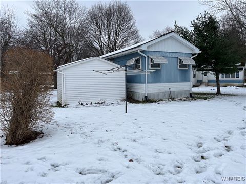 Tiny photo for 19 Lakewood Village Vlg, Shelby, NY 14103 (MLS # B1655203)
