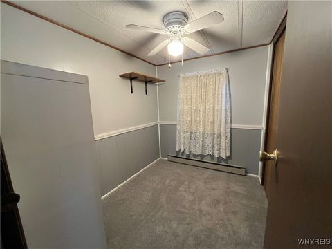 Tiny photo for 19 Lakewood Village Vlg, Shelby, NY 14103 (MLS # B1655203)