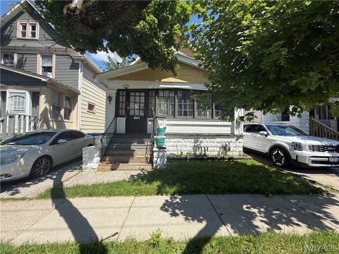 Homes For Sale - 53 Domedion Avenue<br/> Buffalo, NY 14211