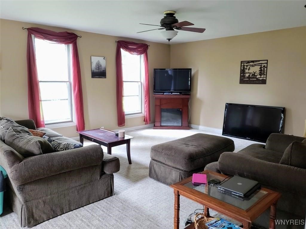 Royalton, New York 14067, United States, 3 Bedrooms Bedrooms, ,2 BathroomsBathrooms,Residential,Pending,31837